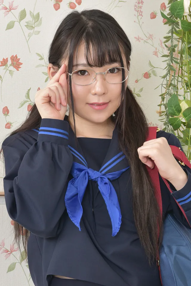 涼花くるみ